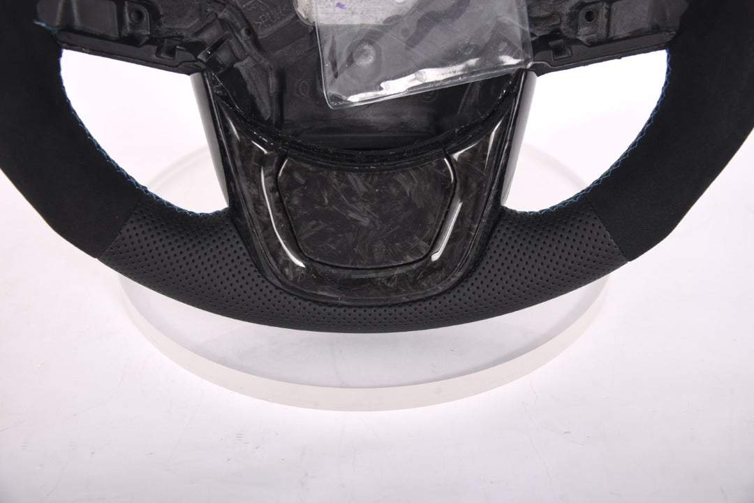 MKV Supra Carbon Center trim